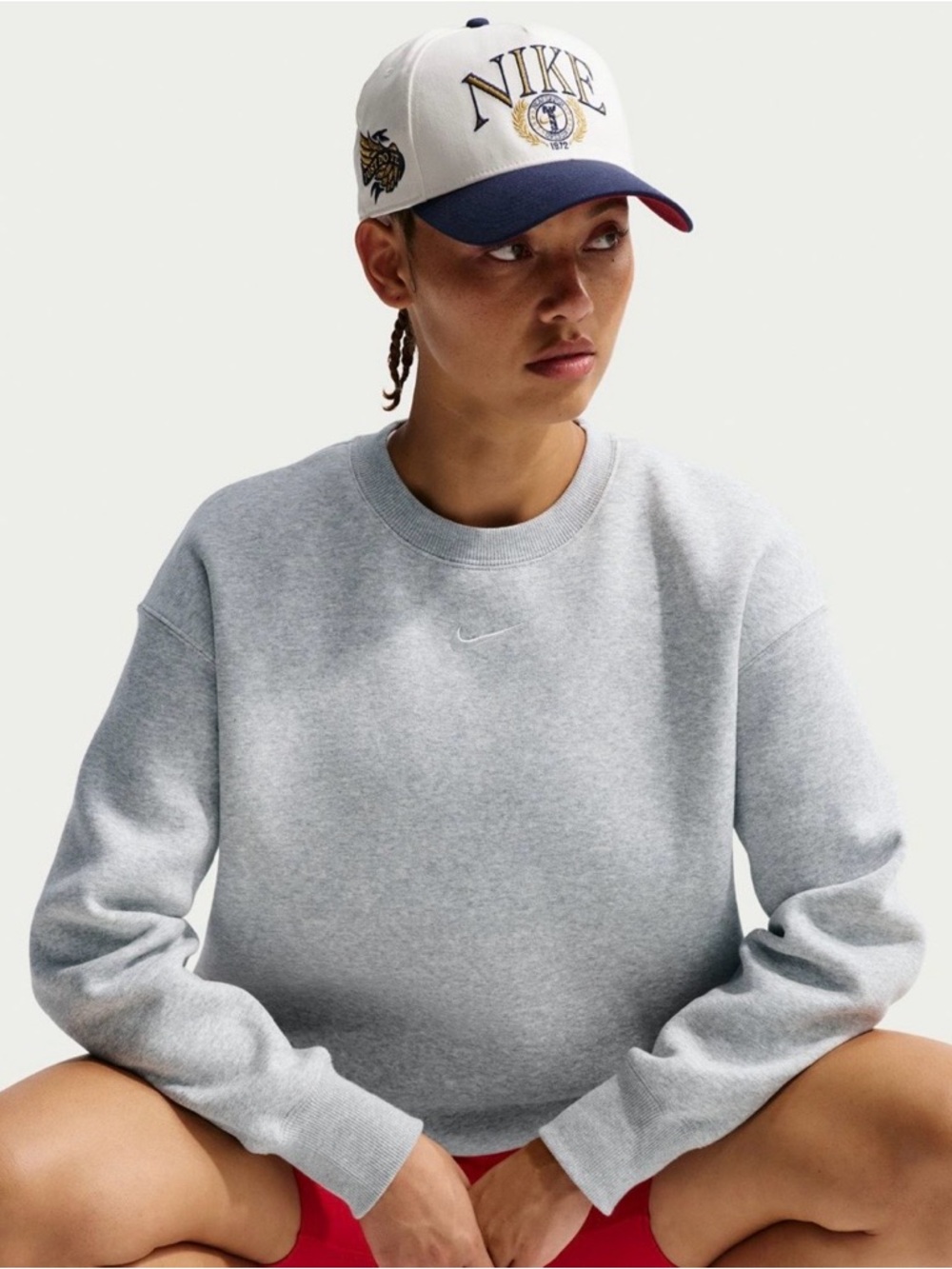 Nike Women's Sportswear Phoenix
Fleece Oversized Crew-Neck Sweatshirt - Picture 2 of 6